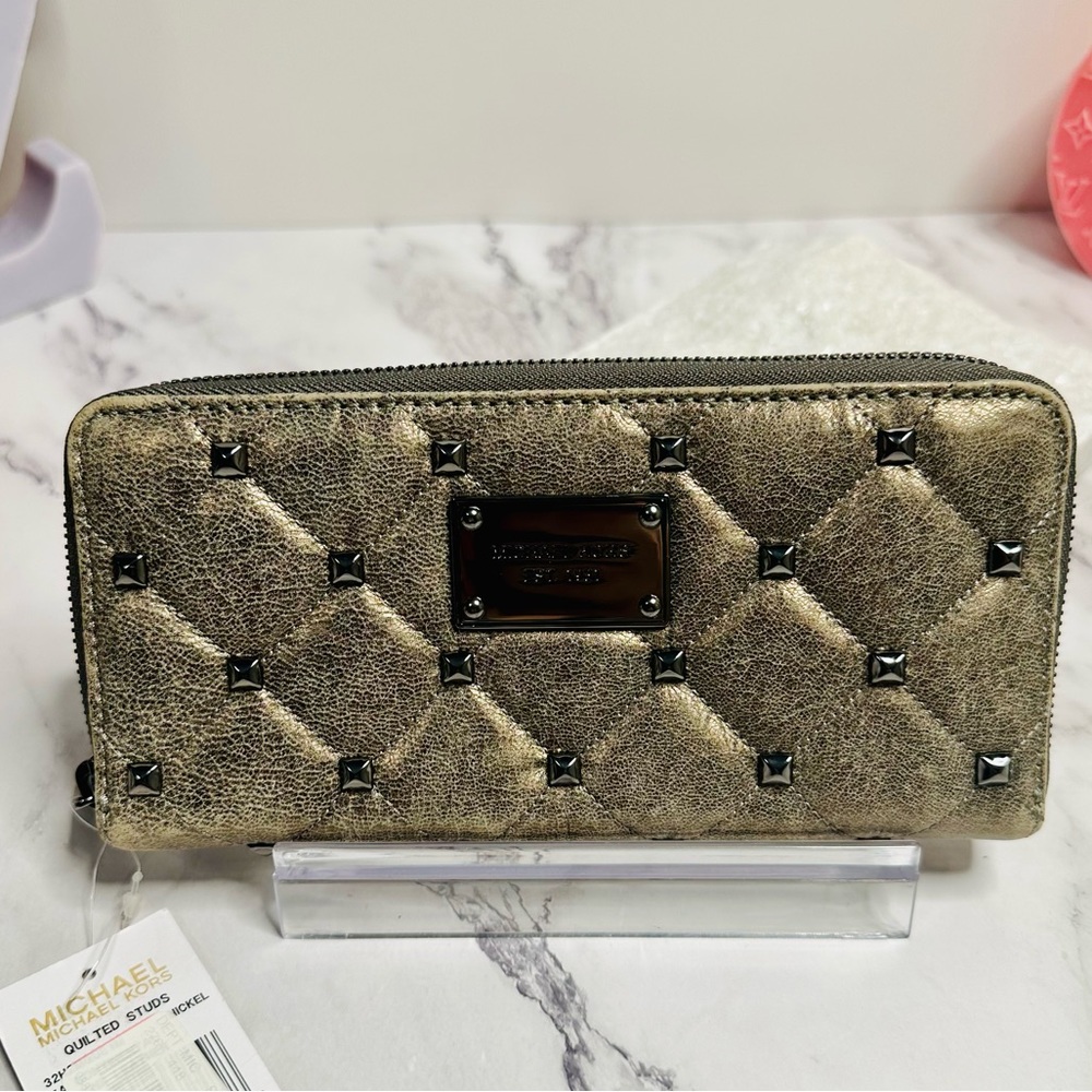 NEW! Michael Kors Distressed Quilted Dark Gray Nickel Leather & Stud Long Wallet - Picture 3 of 14